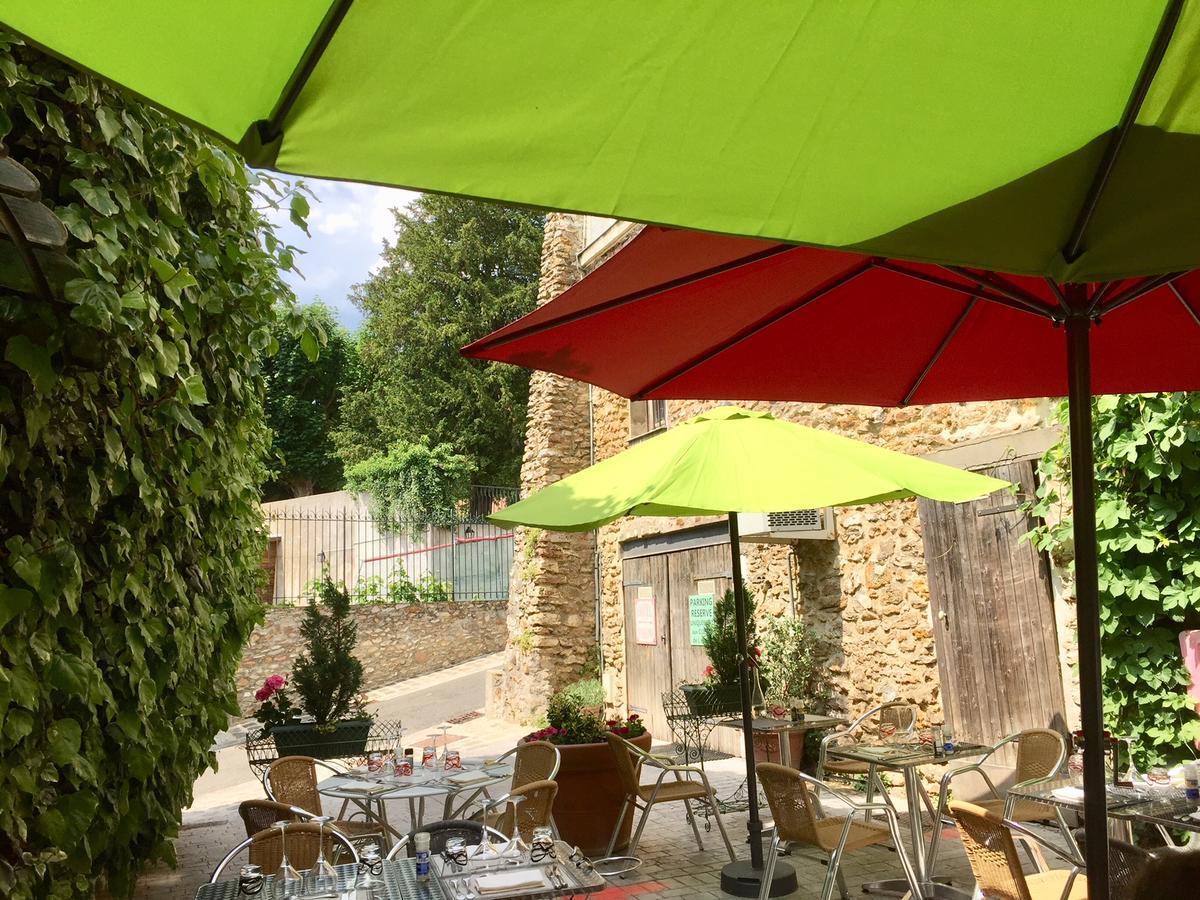 Hostellerie Du Prieure Saint-Prix  Exterior foto